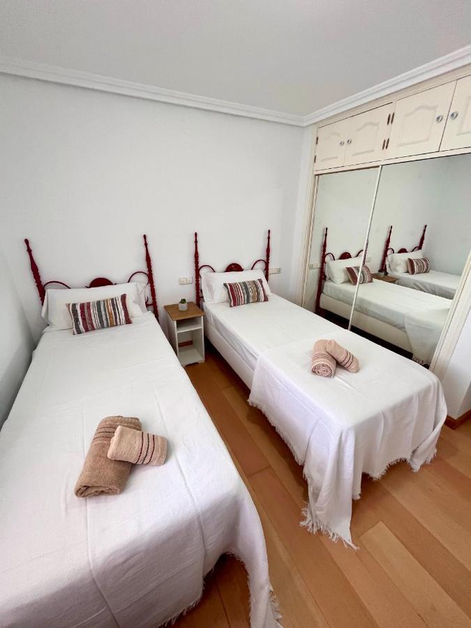 Gatu Premium Villa Turquesa Playa Y Parking Cadix Extérieur photo